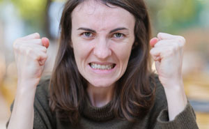 Disruptive Kid Nearly Hurts Himself At Stable, His Toxic Mom Escalates Things From Zero To 100