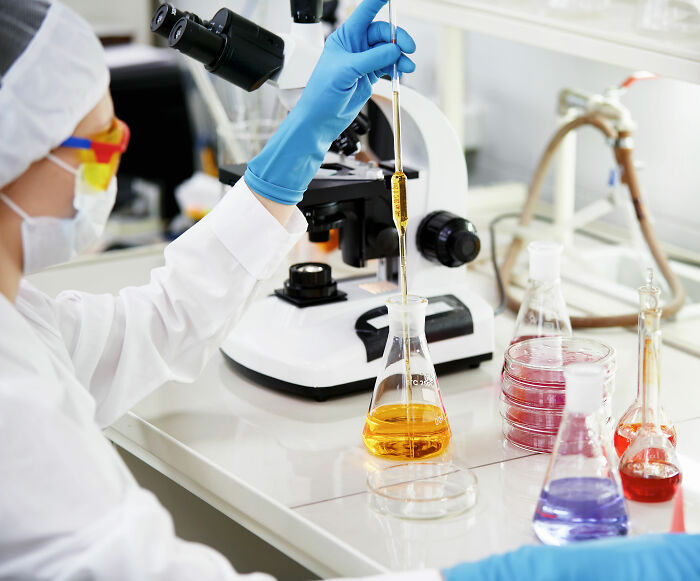 A Woman Cleaned The Bathroom And Ended Up Losing Her Life, Here&rsquo;s What Happened