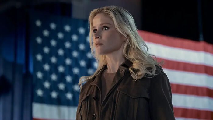 “Fraudlight”: os fãs de 'The Boys' atacam Erin Moriarty semanas depois de apoiar sua transformação drástica