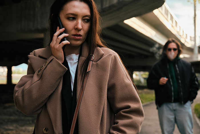 Guy Is Left Completely Creeped Out By Fiancée, She Doesn’t Understand What His Problem Is Guy Is Left Completely Creeped Out By Fiancée, She Doesn’t Understand What His Problem Is