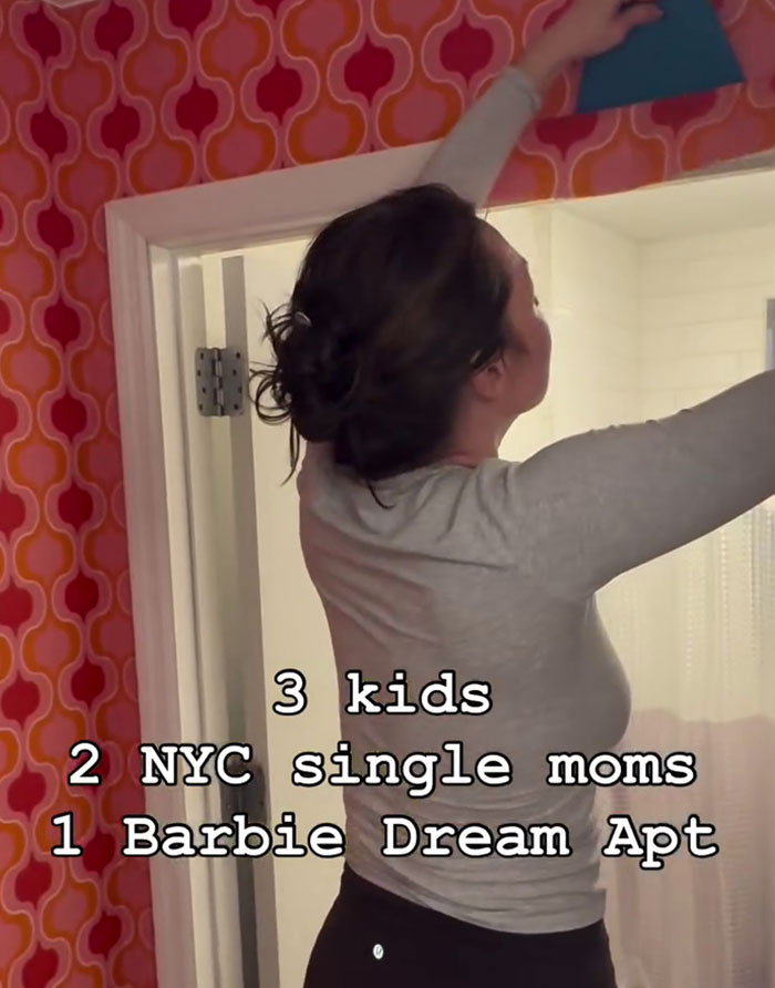Single mom decorating in a colorful Barbie dream apartment in NYC mommune Single mom decorating in a colorful Barbie dream apartment in NYC mommune
