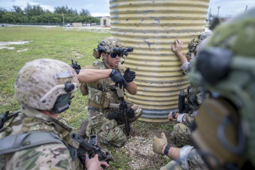 Explosive Ordnance Disposal Technician, Iraq