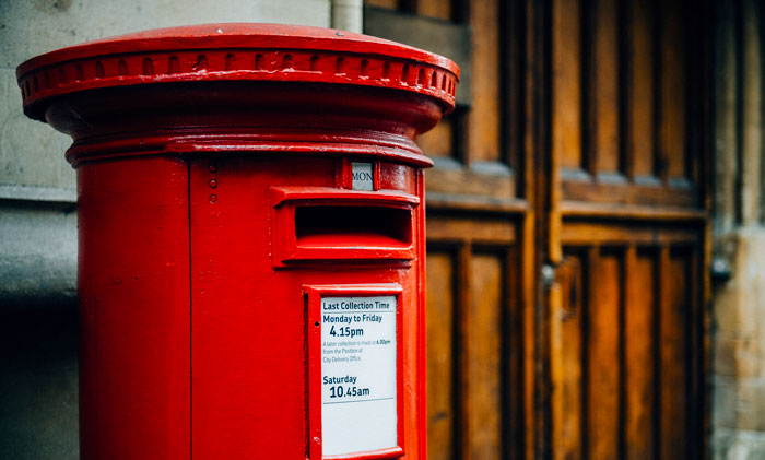 42 Of The Weirdest Packages Mailmen Found In Postboxes Or Had To Deliver