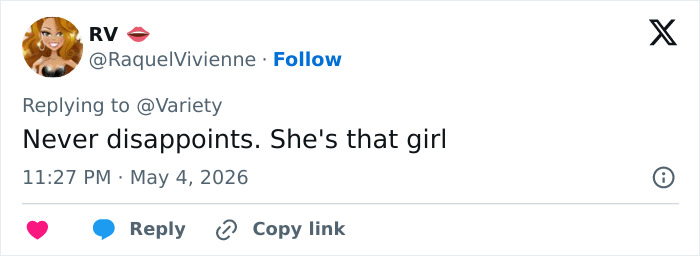 A user's tweet @RaquelVivienne replies to @Variety saying "Never disappoints. She's that girl." referring to Heidi Klum's Met Gala.