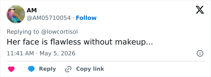 A tweet by user AM stating Sabrina Carpenter's face is flawless without makeup, discussing transformation with makeup.