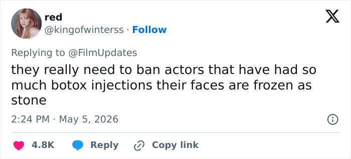 A tweet from @kingofwinterss replying to @FilmUpdates about actors using botox. This shows a reaction to Anne Hathaways acting.