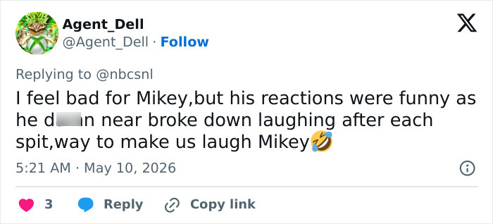 A tweet from Agent_Dell discusses Matt Damon's SNL sketch, mentioning Mikey's funny reactions to the gross skit.