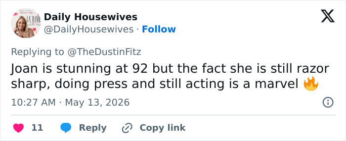 Tweet admirando a perspicácia e atuação de Joan Collins aos 92 anos