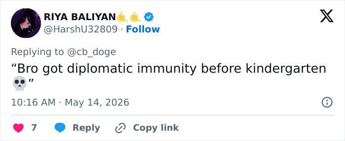 Elon Musk se torna uma sensação viral na China depois de ser flagrado fazendo movimentos idiotas durante uma viagem de estado Elon Musk se torna uma sensação viral na China depois de ser flagrado fazendo movimentos idiotas durante uma viagem de estado