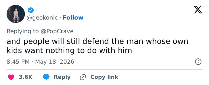 Tweet sobre crianças se distanciando do pai Brad Pitt Tweet sobre crianças se distanciando do pai Brad Pitt