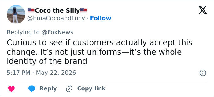 Tweet commenting on customer acceptance of Hooters rebrand change Tweet commenting on customer acceptance of Hooters rebrand change