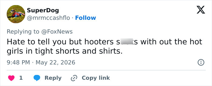 Tweet expressing Hooters won't succeed without staff in traditional outfits Tweet expressing Hooters won't succeed without staff in traditional outfits