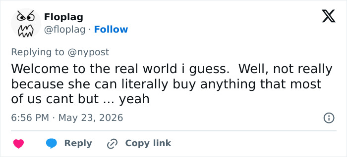Twitter user reply discussing Scarlett Johansson real world comments Twitter user reply discussing Scarlett Johansson real world comments