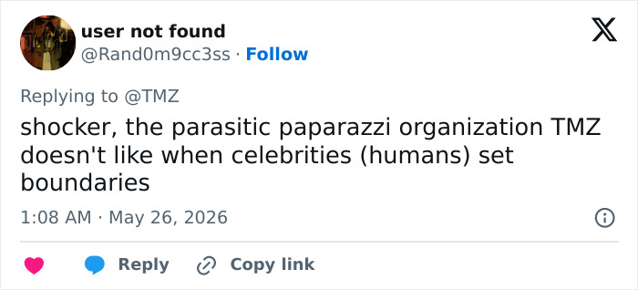 Criticism of paparazzi and support for Russell Crowe setting boundaries