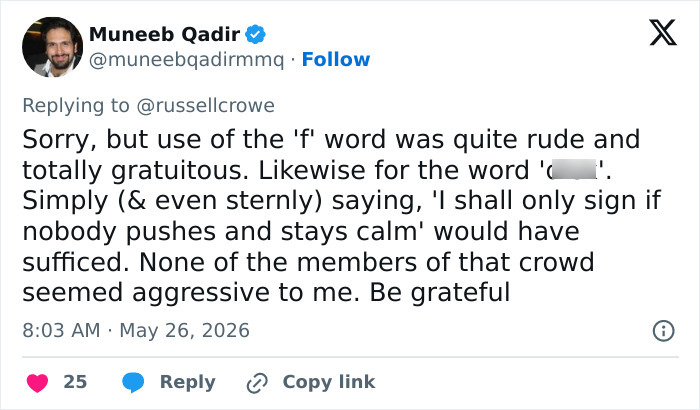 Tweet criticizing Russell Crowe's stern demeanor in viral fan interaction video