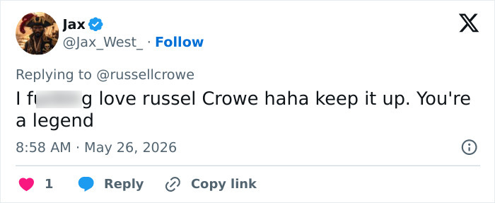 Fan praises Russell Crowe as a legend in a supportive social media reply