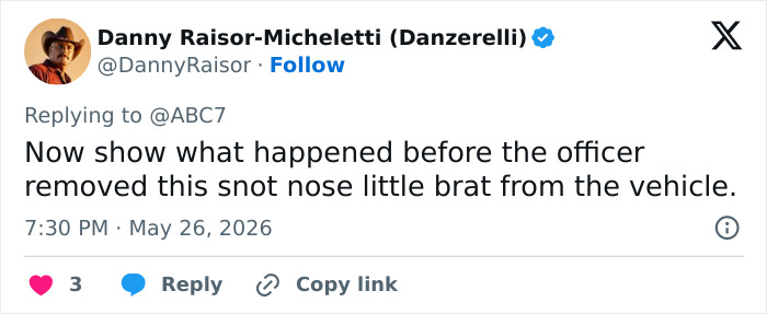 Tweet demanding footage before female cop's intervention at school Tweet demanding footage before female cop's intervention at school