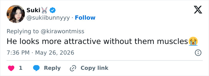 Tweet claiming he looks more attractive without muscles after quitting testosterone Tweet claiming he looks more attractive without muscles after quitting testosterone