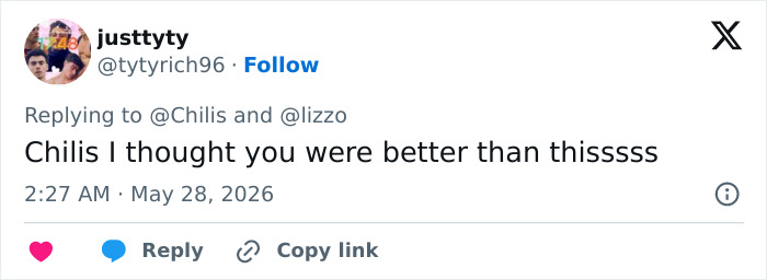 Tweet criticizing Chili's with mention of Lizzo Tweet criticizing Chili's with mention of Lizzo