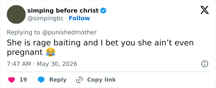 Tweet claiming Bonnie Blue is rage baiting and doubts her pregnancy