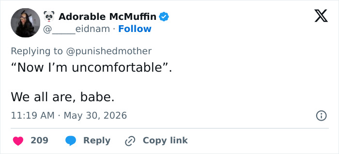 Tweet reacting to Bonnie Blue leaving interviewer uncomfortable at baby shower