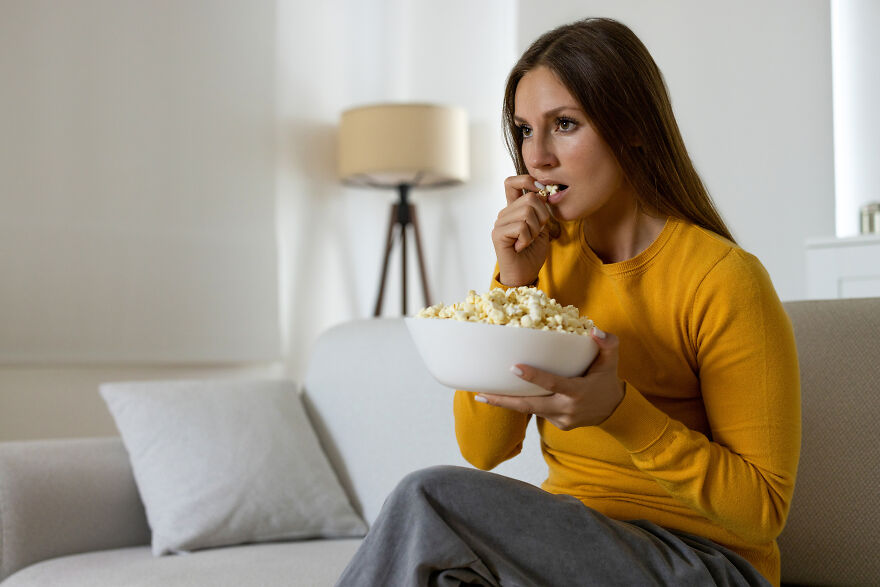 Why Do We Get Goosebumps? The Fascinating Science Behind Your Skin's Reflex