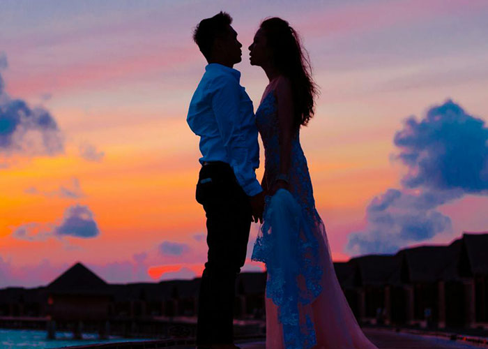 Couple&rsquo;s Tacky Wedding Demands Spark Major Side-Eye Online