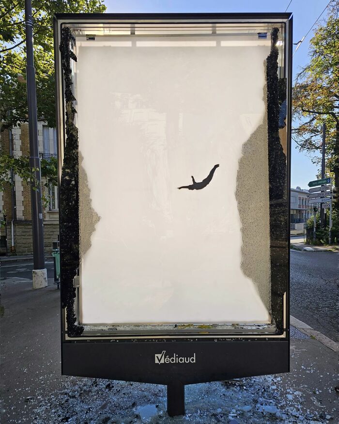 This French Street Artist Turns Cracks, Sidewalks, And Everyday Objects Into Clever Visual Jokes (43 New Pics)