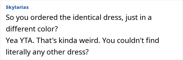 Mom’s Wedding Dress Choice Angers Her Daughter And Splits The Internet: “Extremely Weird” Mom’s Wedding Dress Choice Angers Her Daughter And Splits The Internet: “Extremely Weird”