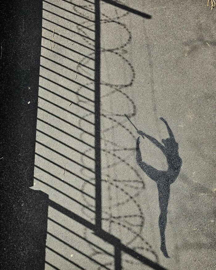 This French Street Artist Turns Cracks, Sidewalks, And Everyday Objects Into Clever Visual Jokes (43 New Pics)