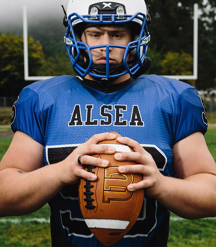 O terrível erro do médico levou a cinco dias de agonia, amputação e fim trágico para um promissor graduado do ensino médio