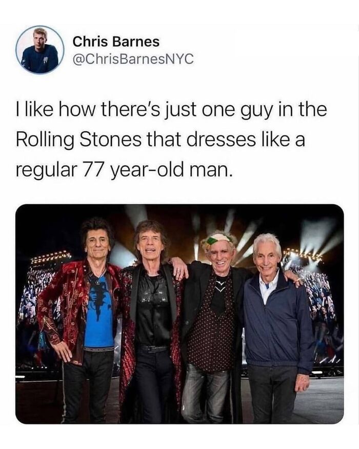 Rolling Stones member dresses like a regular 77-year-old man among bandmates