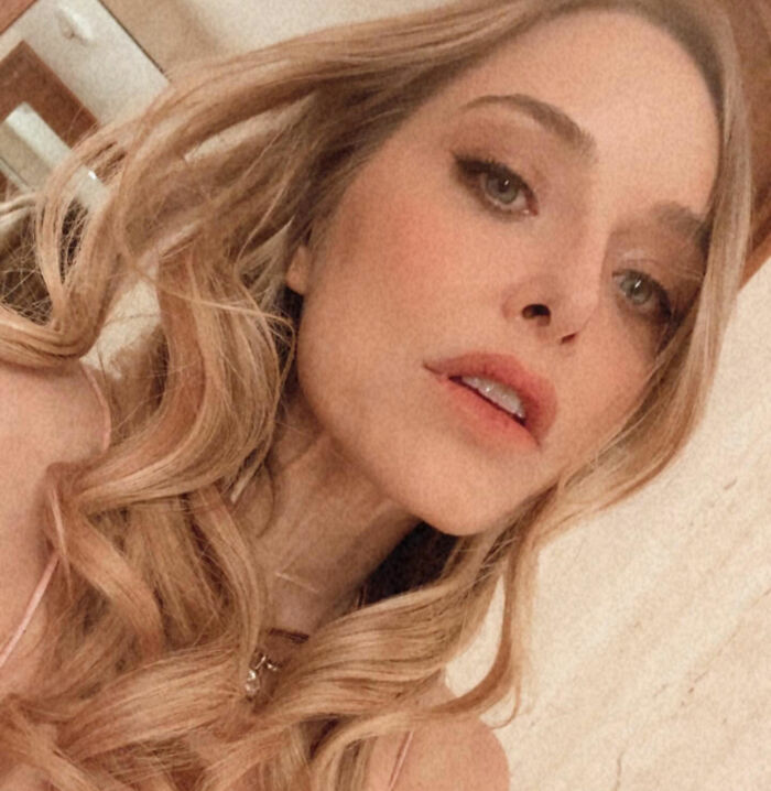 Outro casamento de anos em Hollywood desmorona enquanto os fãs especulam sobre a conexão com o conteúdo adulto da co-estrela Outro casamento de anos em Hollywood desmorona enquanto os fãs especulam sobre a conexão com o conteúdo adulto da co-estrela