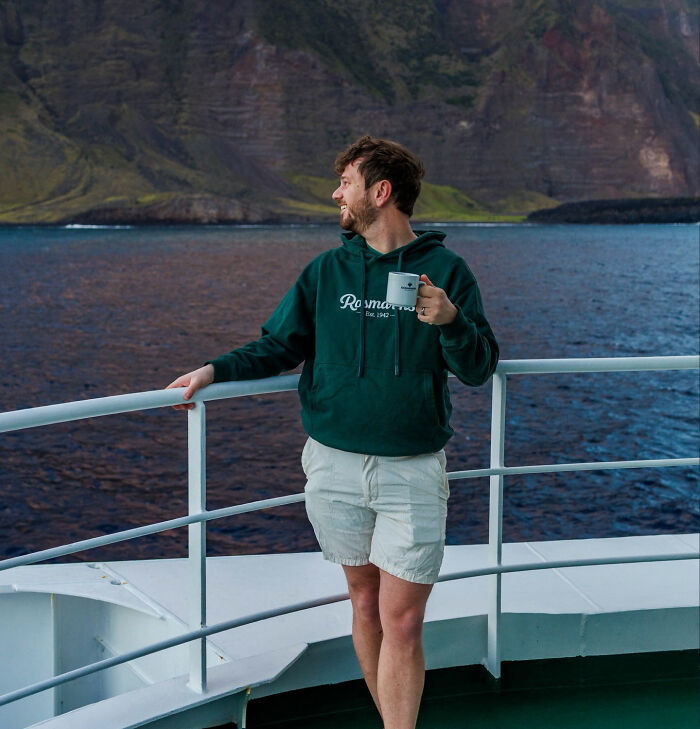 Travel Blogger Aboard Hantavirus-Stricken Cruise Trolled With Cruel Comments For 'Awkward' Video