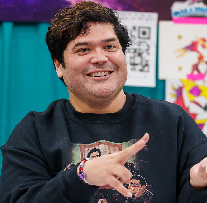 American Actor Harvey Guillén, 36