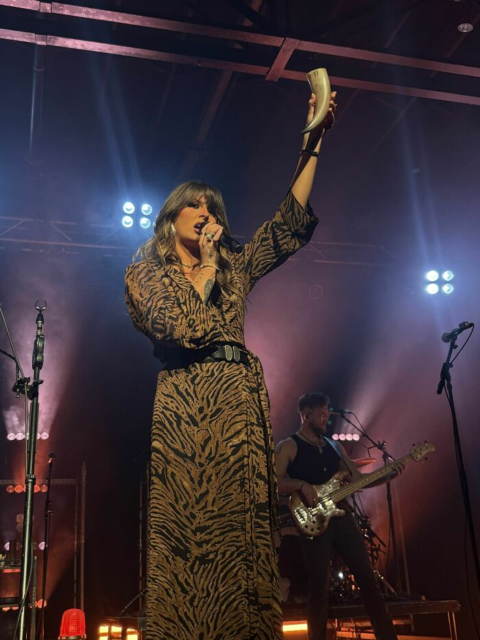 American Singer-Songwriter Ella Langley, 27