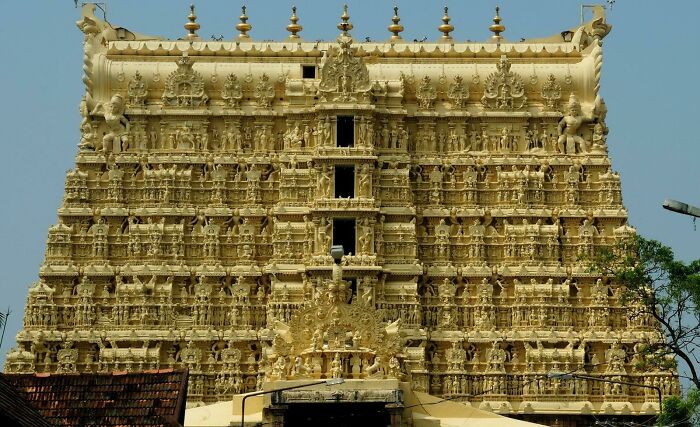 Upon Opening Secret Chambers In Padmanabhaswamy Temple, India An Enormous Treasury Filled With Gold Was Found. But Some Door Were Left Unlocked