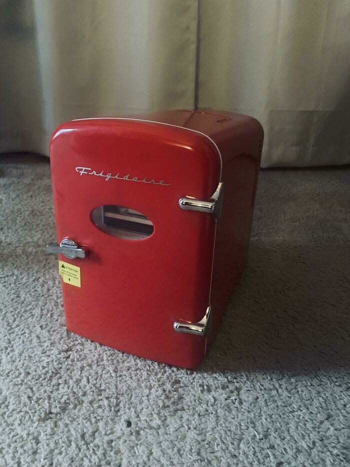 Retro Portable Refrigerator