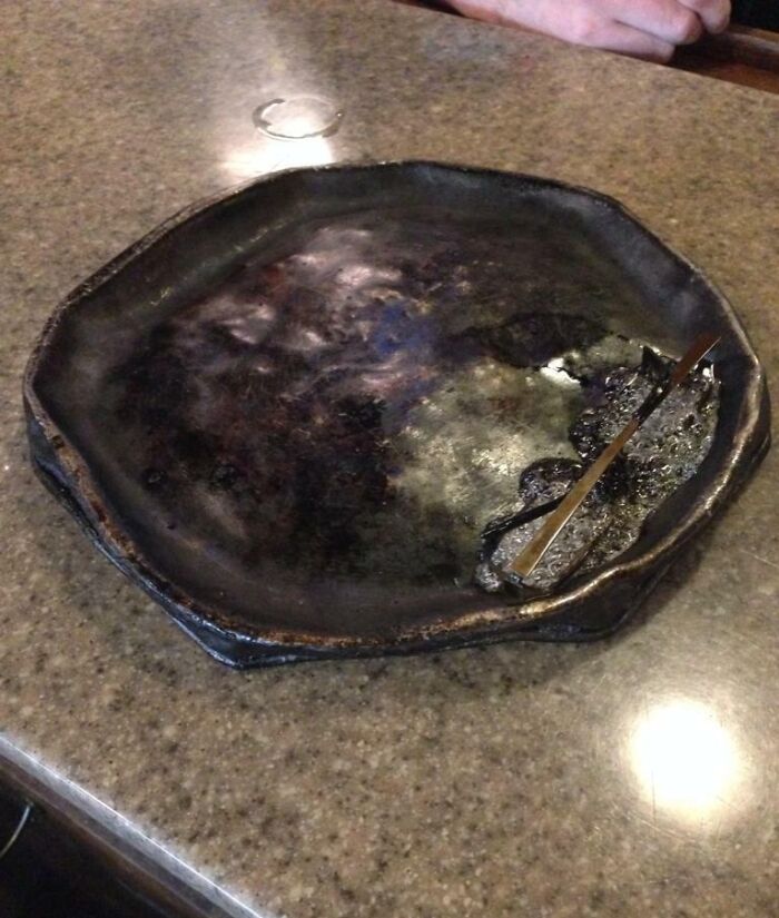 Damaged kitchen knife with broken handle as kitchen fail example