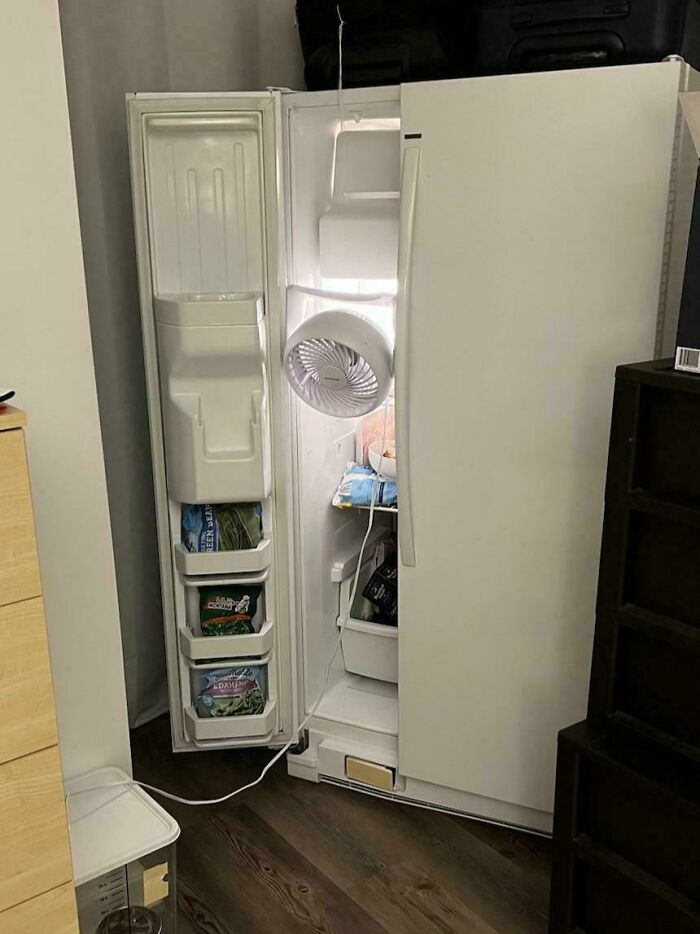 Mini fan installed inside refrigerator for better air circulation