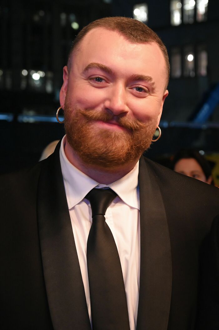 English Singer-Songwriter Sam Smith, 34