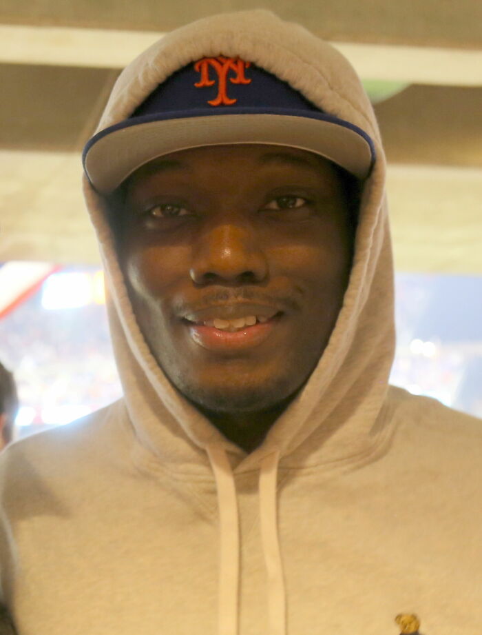American Comedian Michael Che, 43