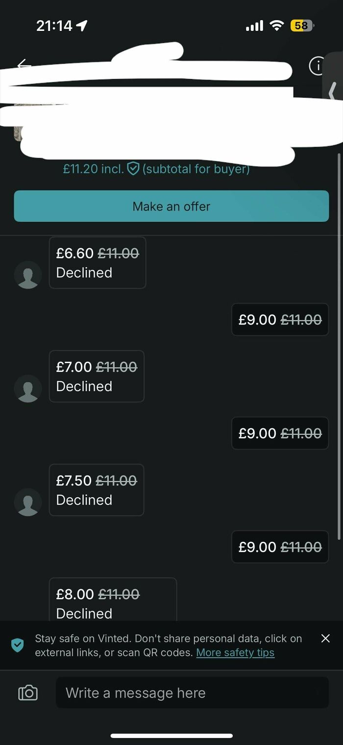 Screenshot of declined offers and counteroffers on Vinted pricing negotiation chat