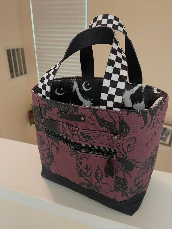 Handmade tote bag with floral and checkerboard handle design