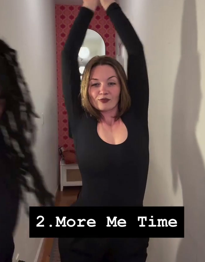 Woman celebrating with text about gaining more me time from a mommune arrangement Woman celebrating with text about gaining more me time from a mommune arrangement
