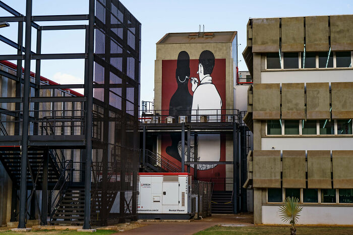 43 Black-And-White Murals By Alex Senna That Turn City Walls Into Stories