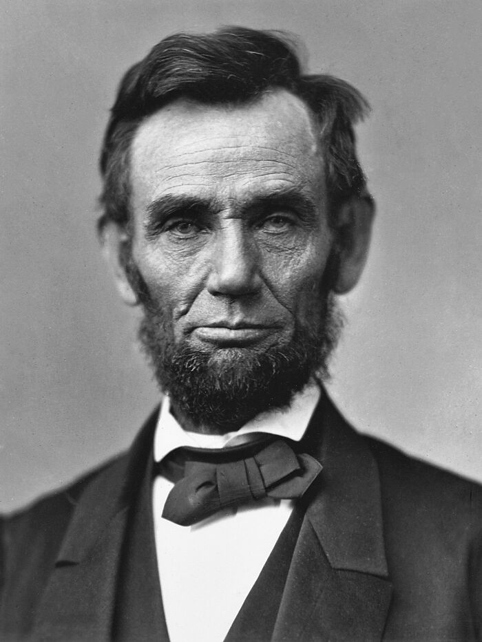 Black and white portrait of Abraham Lincoln showing fascinating history facts