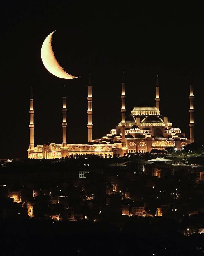 The Crescent Moon Is Rising Behind Camlica Mosque, June 2, 2024