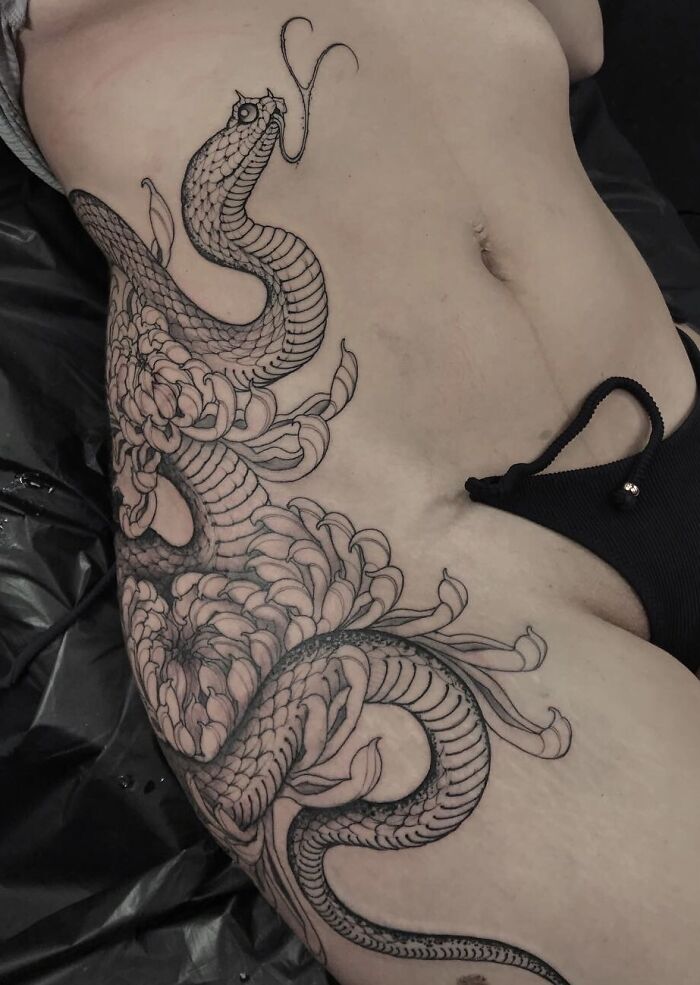 40 Botanical Tattoos That Feel Delicate And Timeless