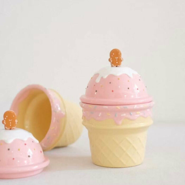 Cute Handmade Ceramic Pottery Kiln Solo